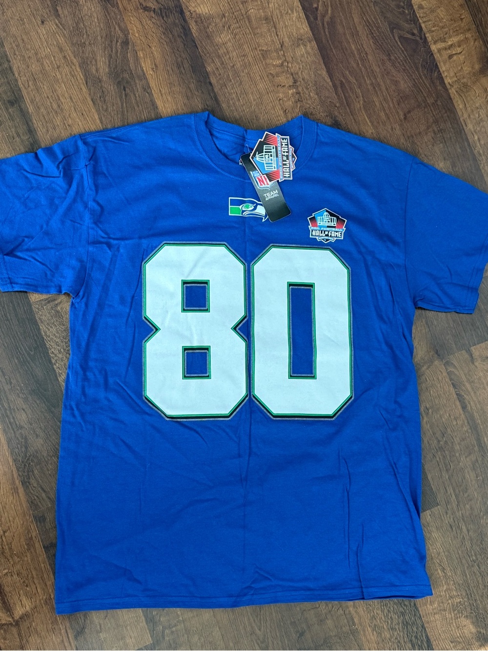 NWT Seattle Seahawks NFL Largent #80 Hall of Fame Graphic Tee (size large)